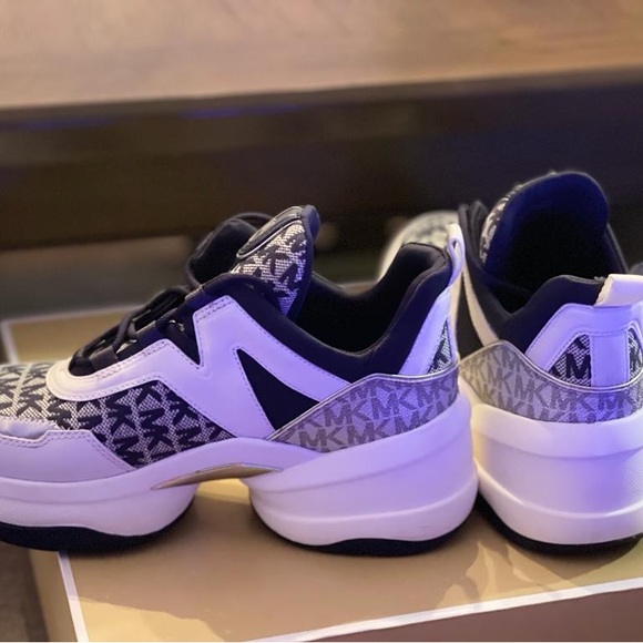 Michael Kors Olympia Navy Blue - Picture 3 of 4